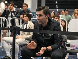 Can Aydin coaches sabre.